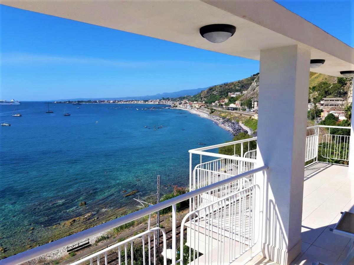 La Baia Dei Delfini Apartment Taormina Exterior photo