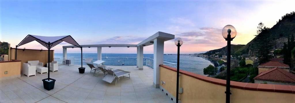 La Baia Dei Delfini Apartment Taormina Exterior photo